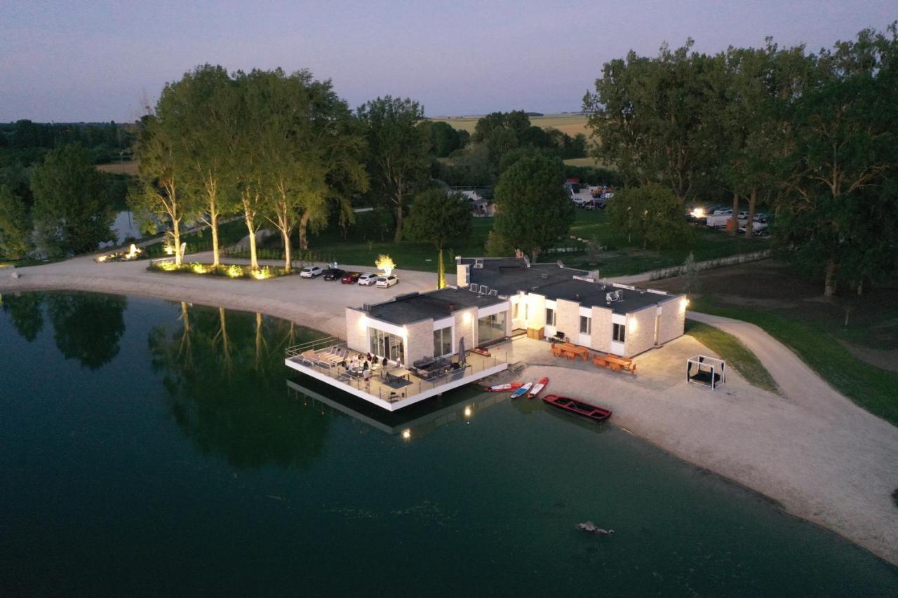 Les Etangs De La Bassee Vakantiepark