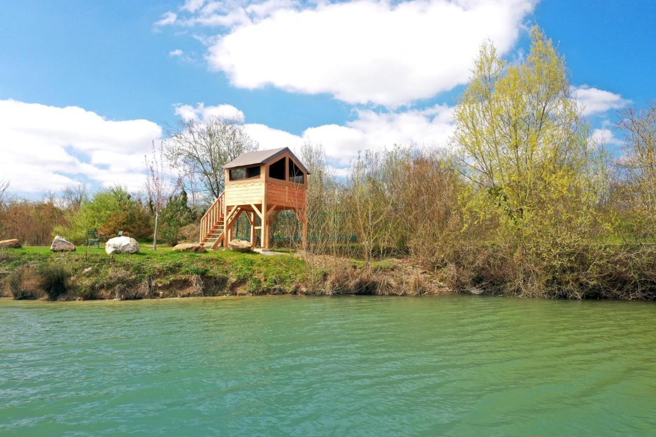 Les Etangs De La Bassee
